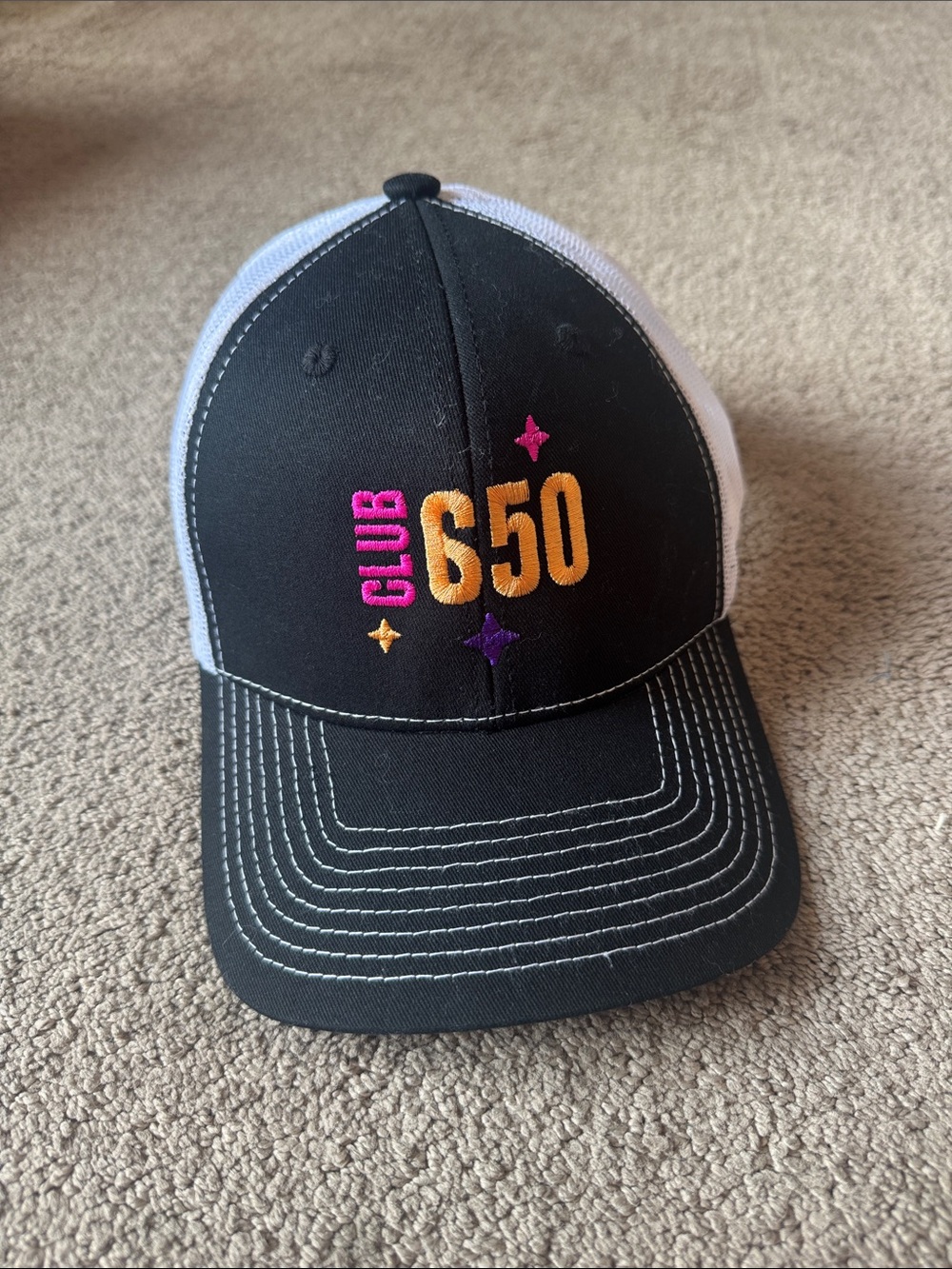 Club 650 Black & White Trucker Hat